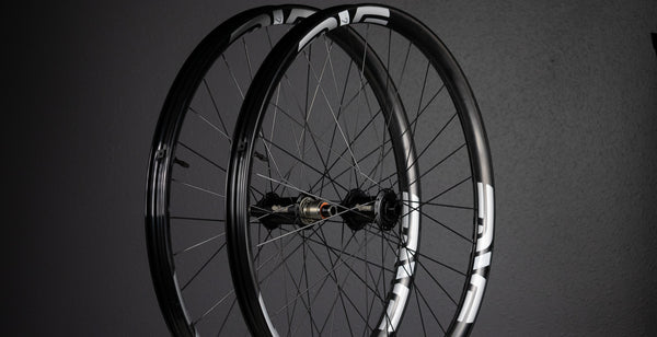 Onyx-M7-hor-1crop_600x.jpg?v=