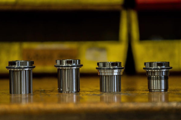 WHITE INDUSTRIES CLD 28H 12TA SRAM XDR新品 WHITE INDUSTRIES CLD 28H 12TA SRAM XDR新品 WHITE INDUSTRIES CLD