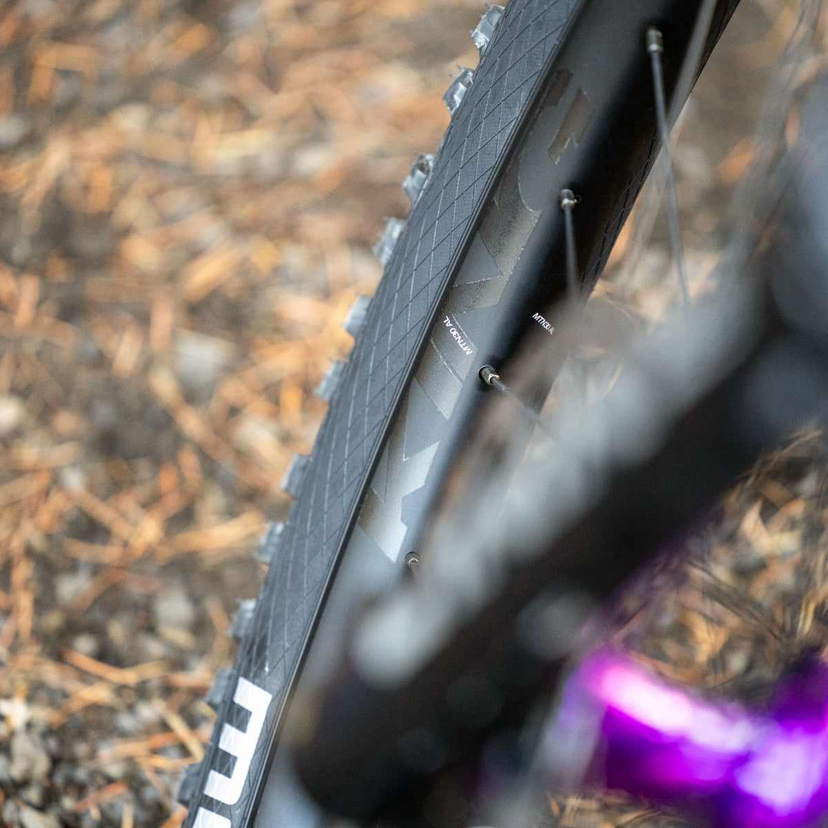 Chris King MTN30 AL- Mountain Wheelset